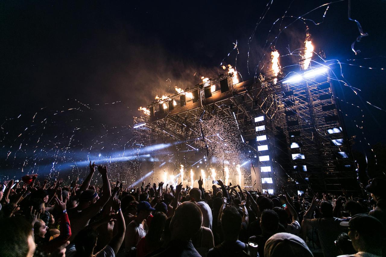 large crowd at concert